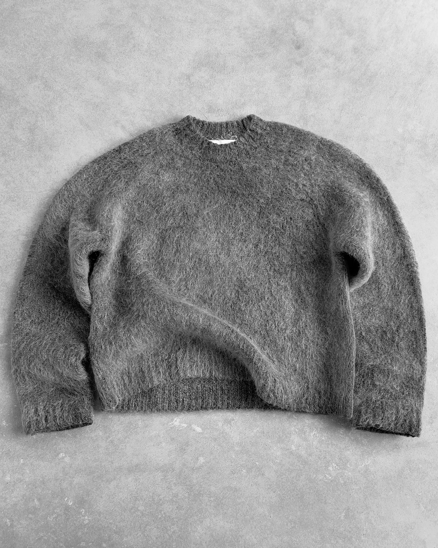 Reaven Onyx Grey Nuvola Mohair Knit