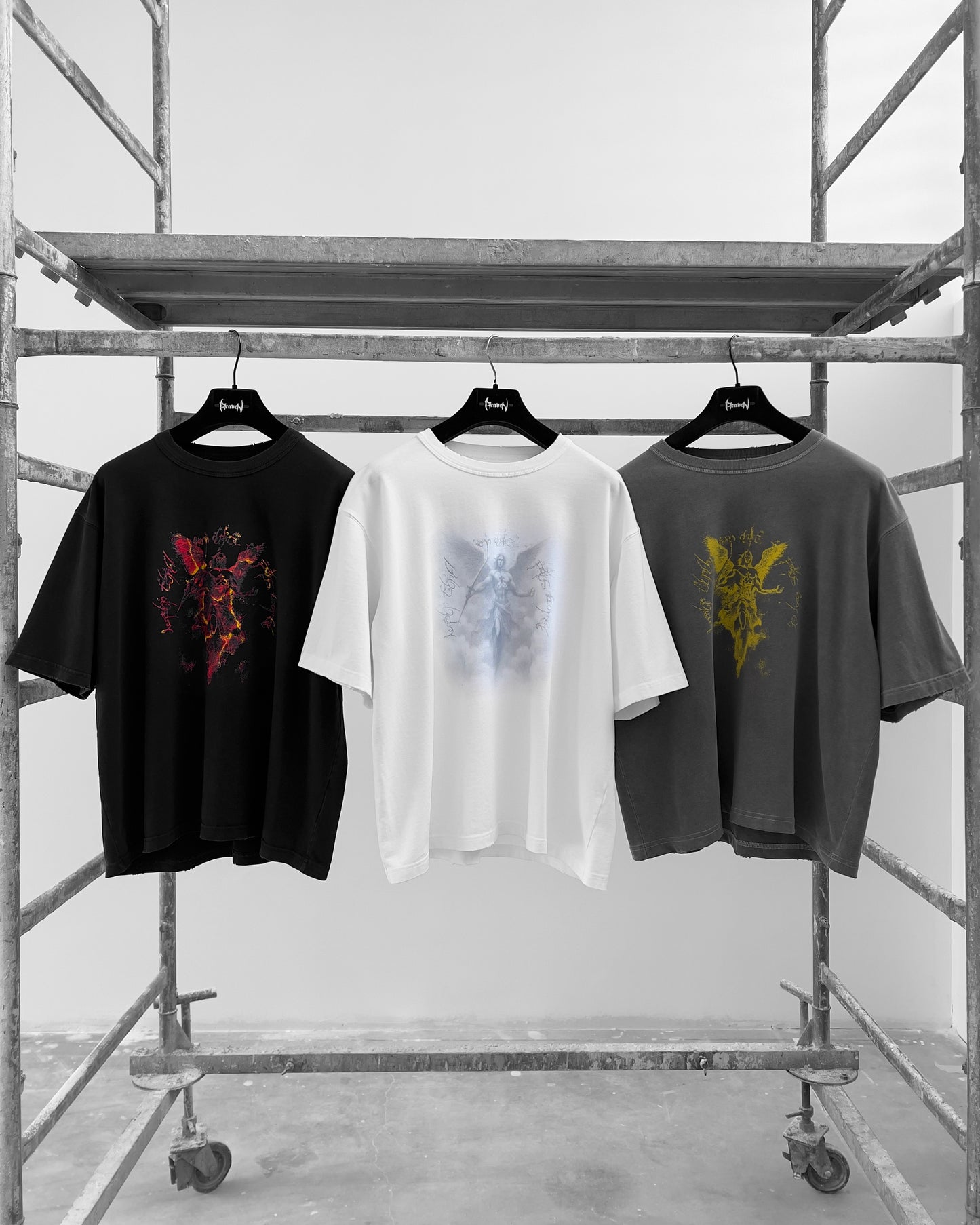 Reaven Onyx Saint Michel T-Shirt