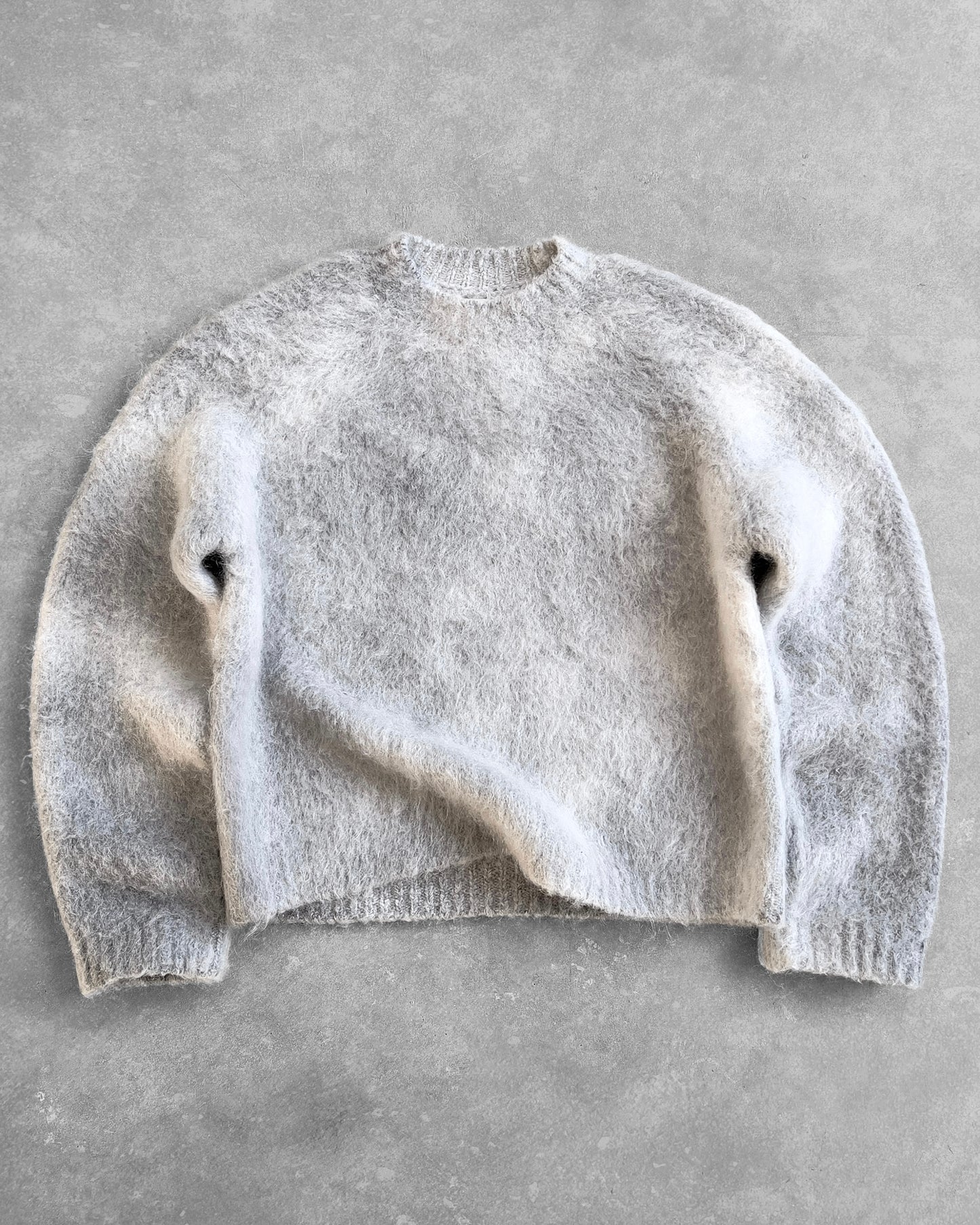 Reaven Pearl Grey Nuvola Mohair Knit
