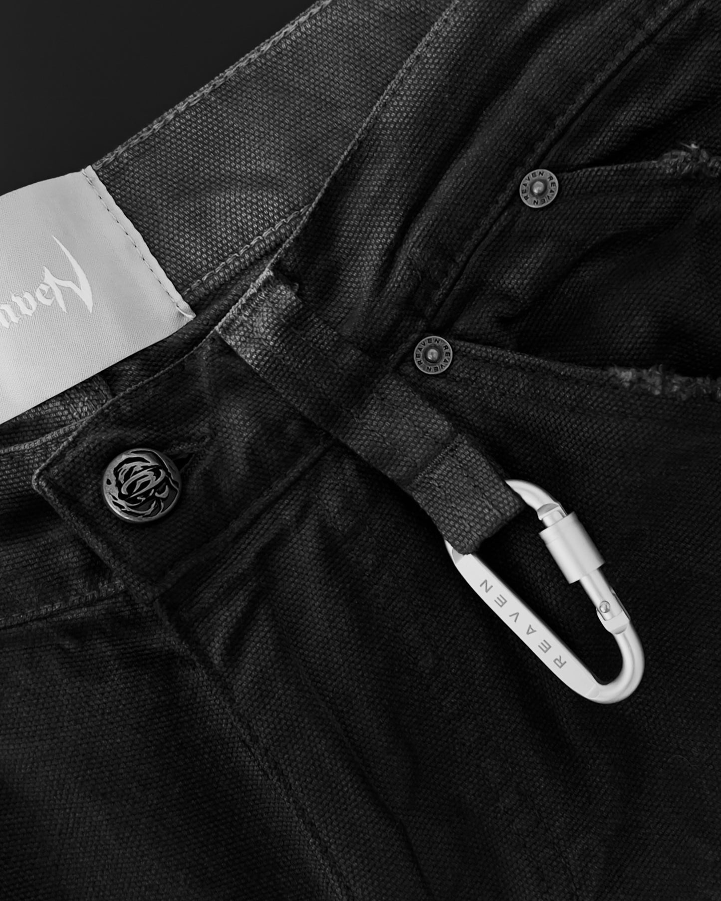 Reaven Ghost Carabiner