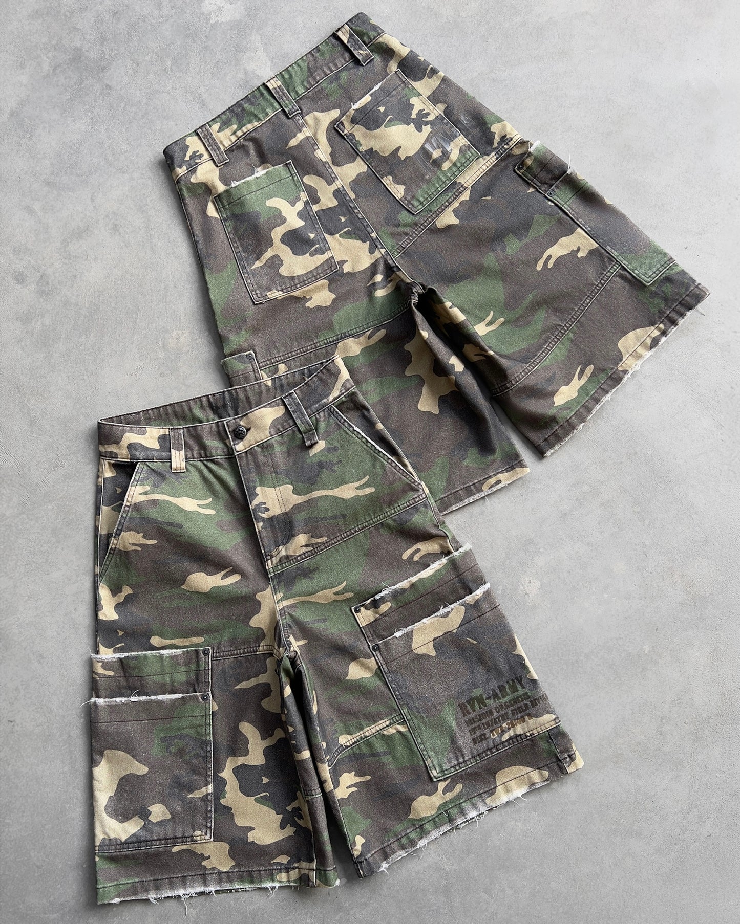 Reaven Woodland Camo Jorts