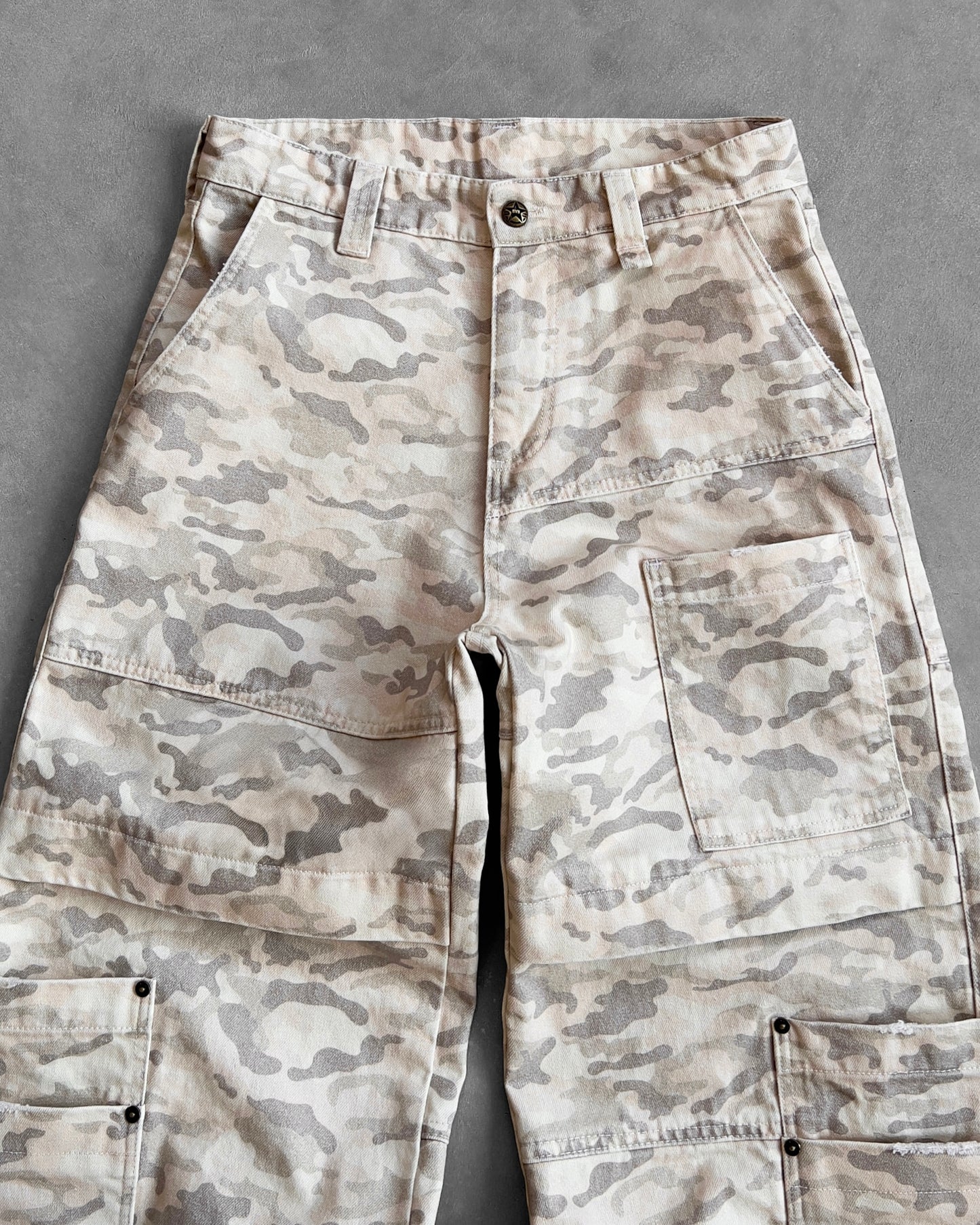 Reaven Desert Camo Cargo Pants
