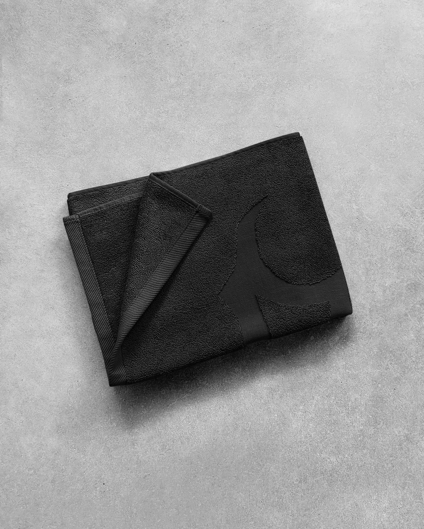 Reaven Black Gym Towel