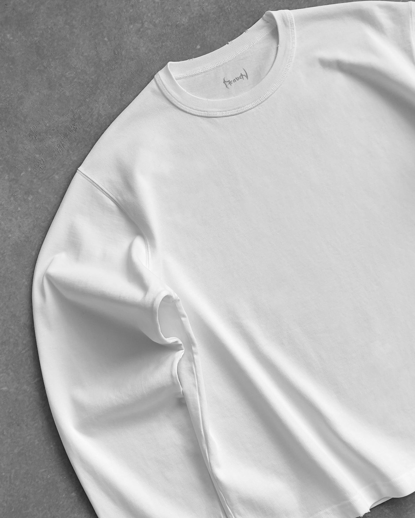 Reaven White Longsleeve