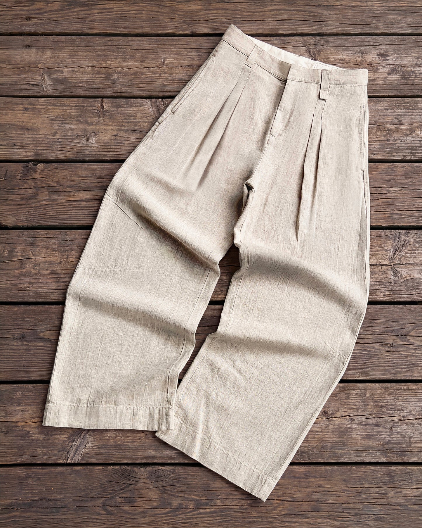 Reaven Natural Linen Pleated Pants