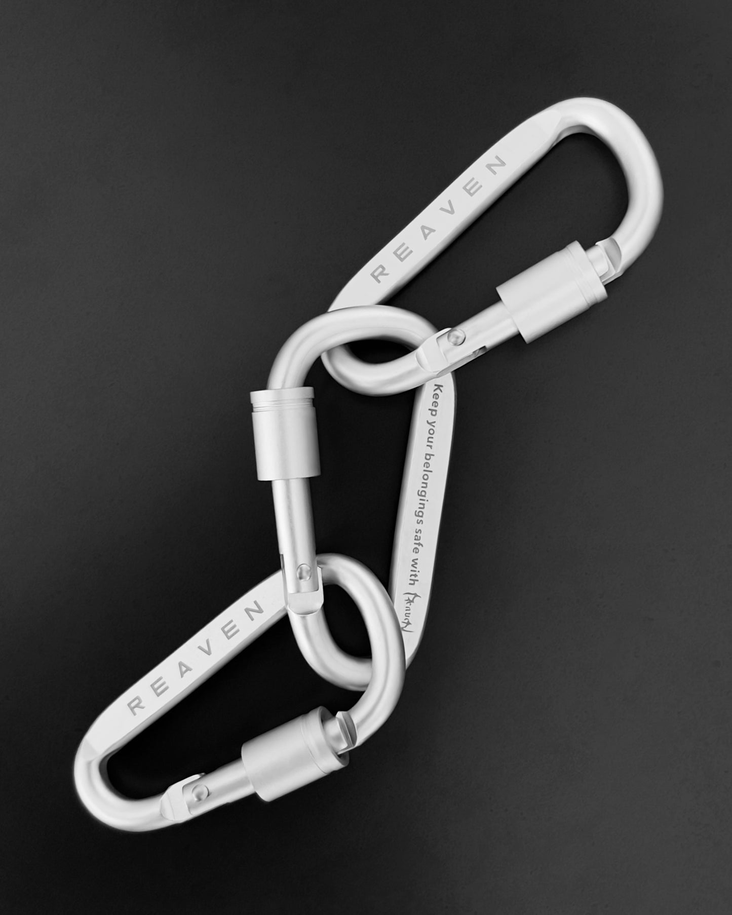 Reaven Ghost Carabiner
