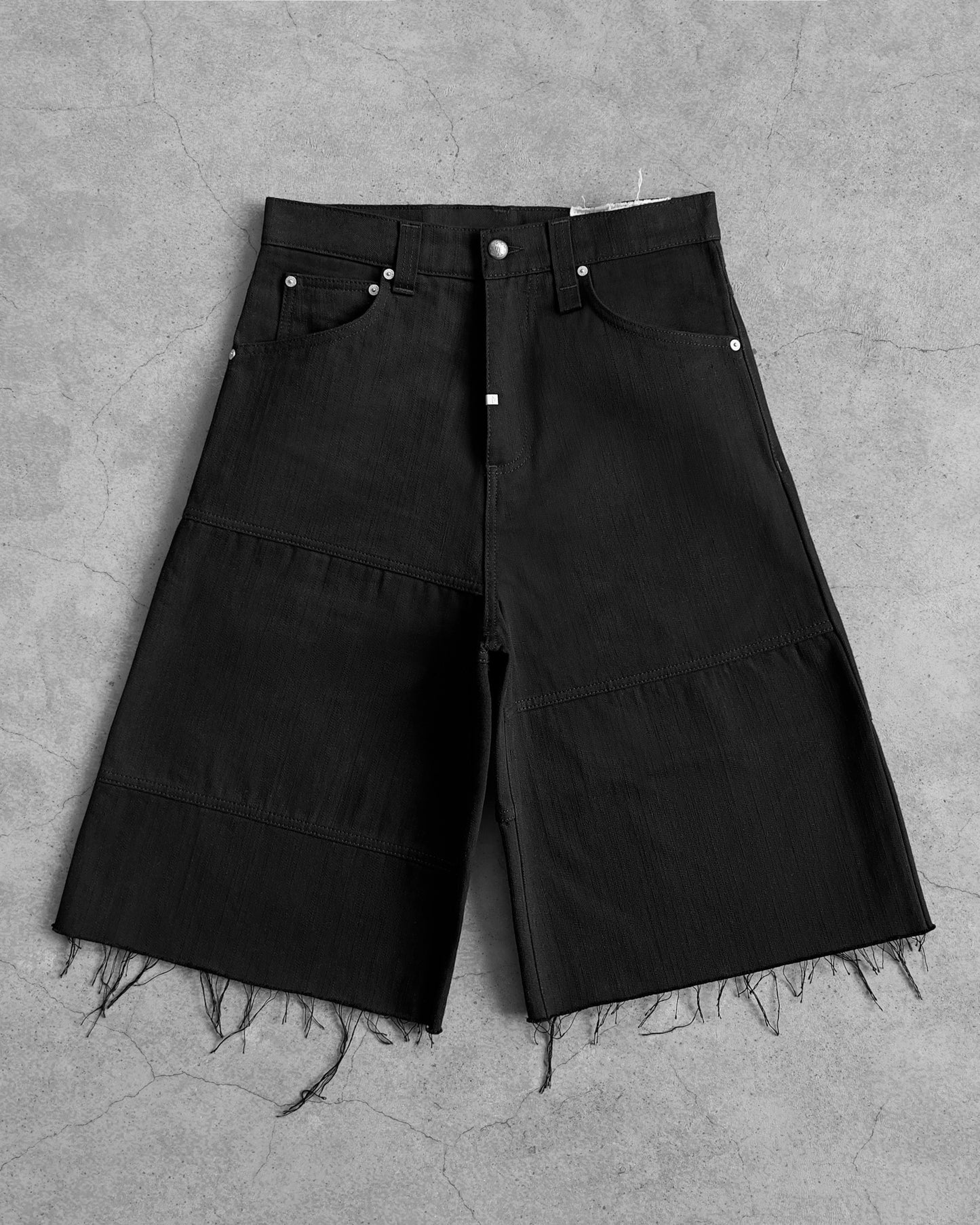 Reaven Raw Black Stamp Jorts