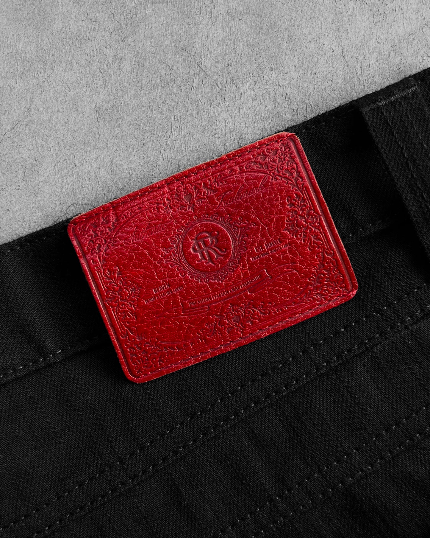 Reaven Raw Black Stamp Jorts