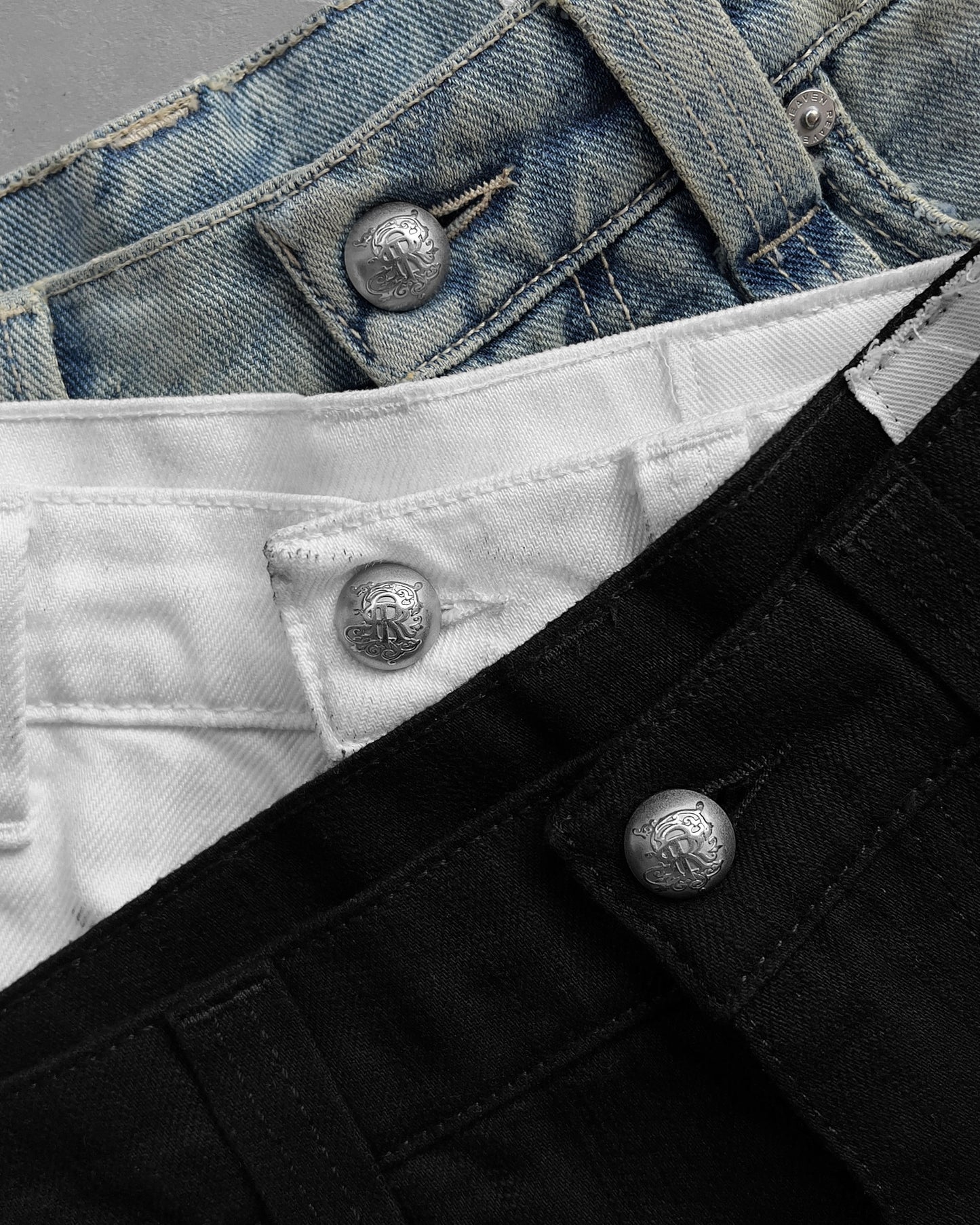 Reaven Raw Black Stamp Jorts