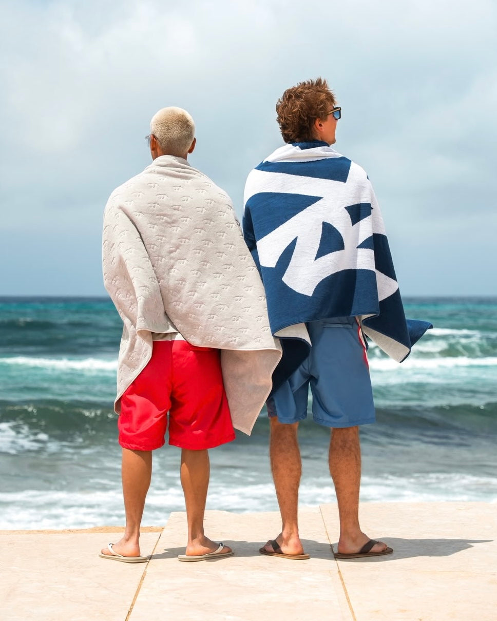 Reaven Underdogs Beach Towel