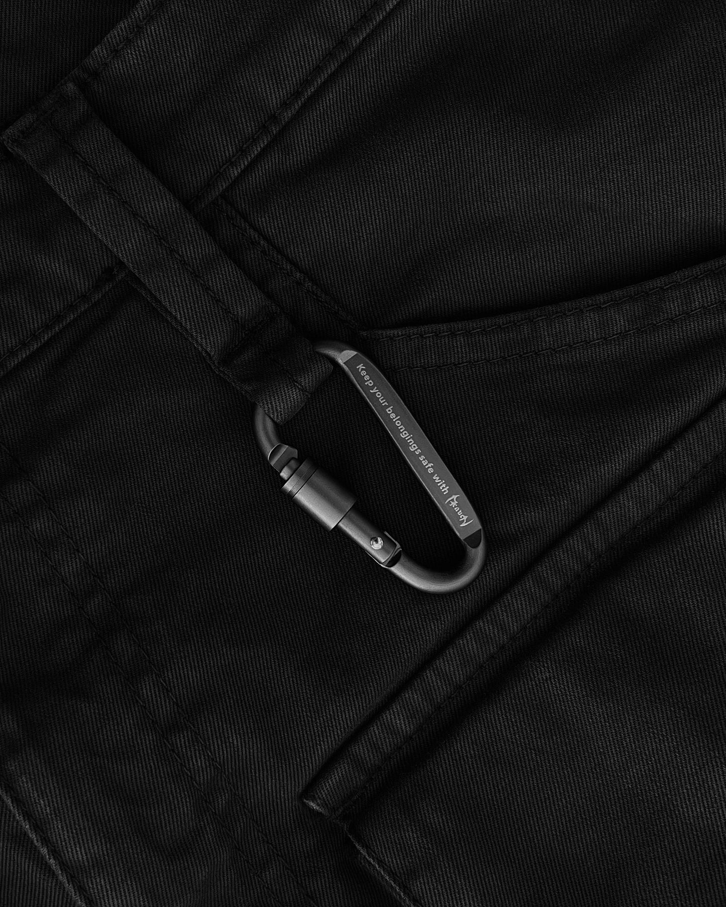 Reaven Carabiner