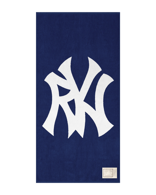 Reaven Underdogs Beach Towel