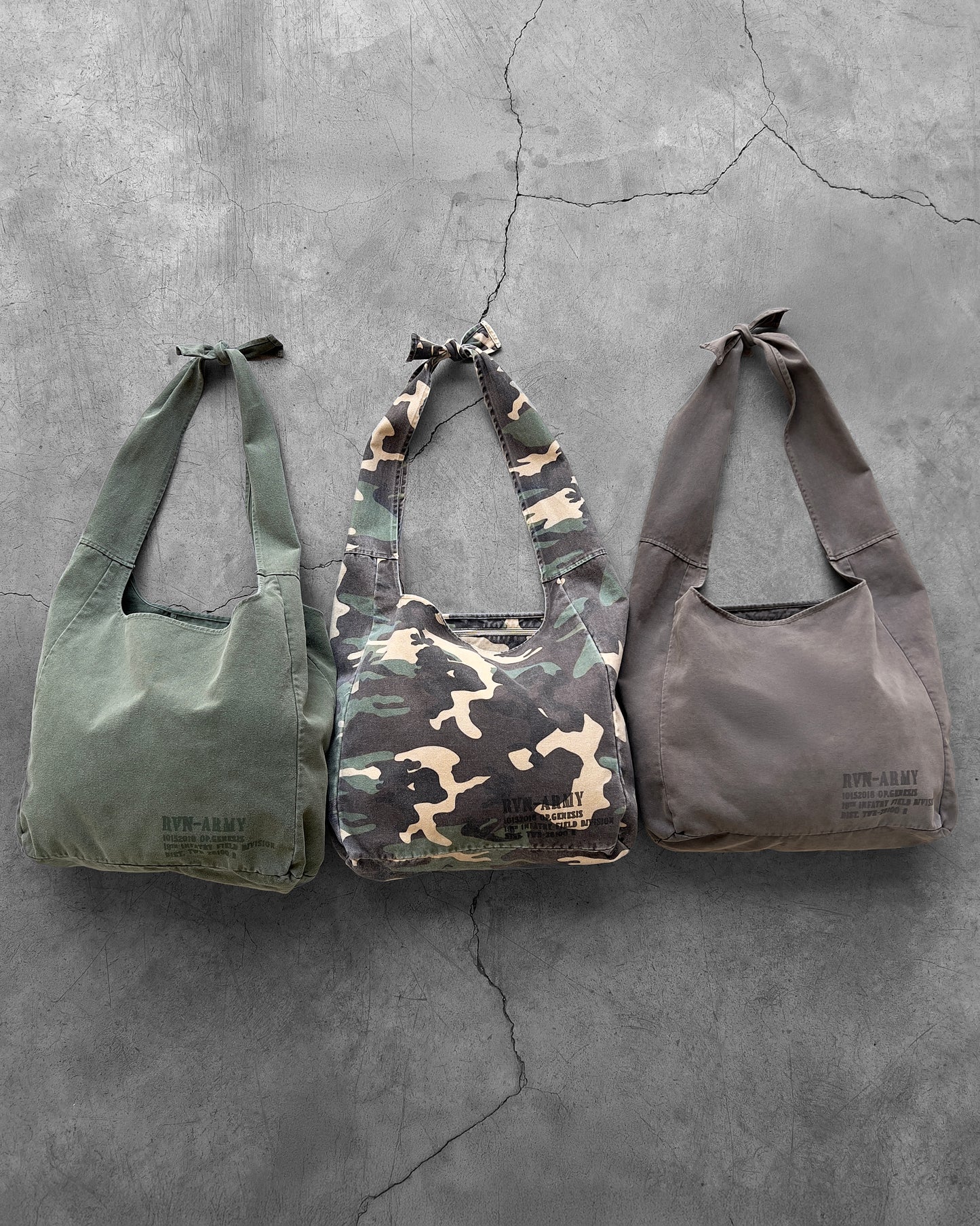 Reaven Olive Army Shoulder Bag